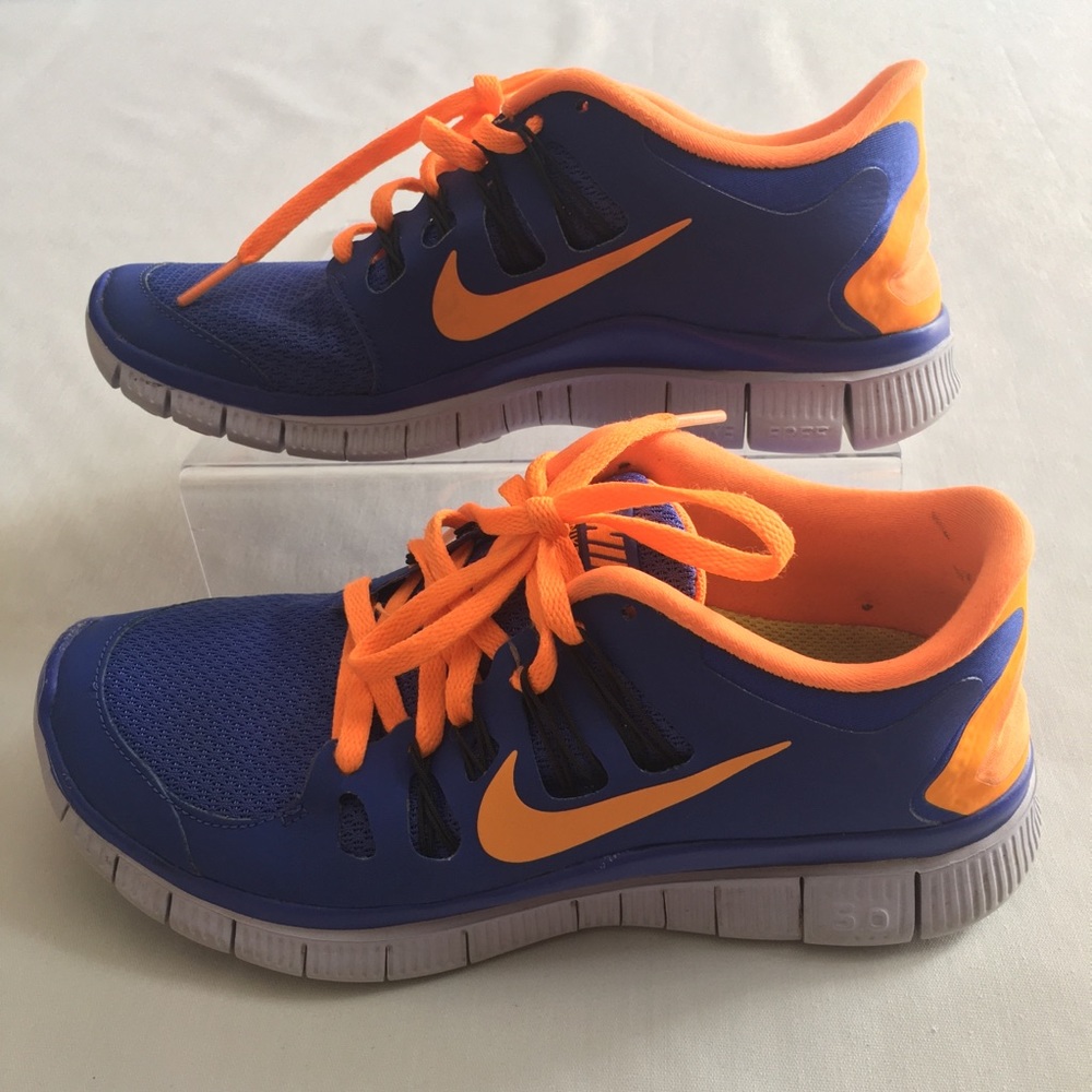Nike Athletes Runing Shoe - Picture 7 of 11